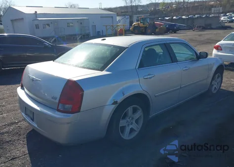 2006 Chrysler 300 Touring from USA, damaged, VIN 2C3KA53G96H342566